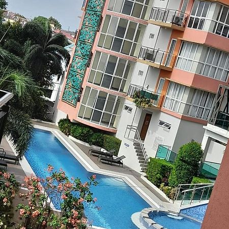 Lancris Residence Paranaque City Bagian luar foto
